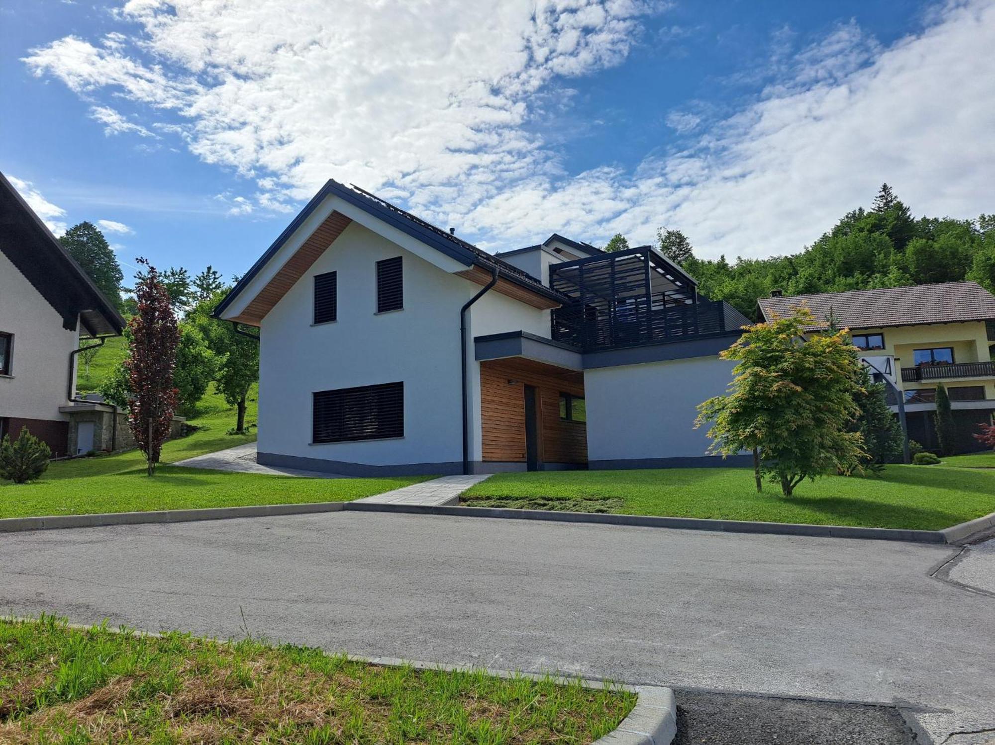 S&B'S Retreat Apartment Godovic Exterior foto